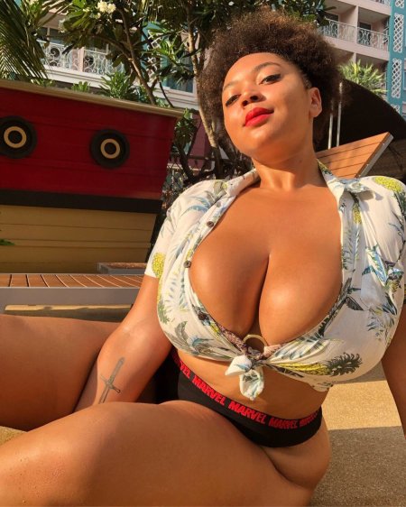 Tatyana Vasilishina busty milf