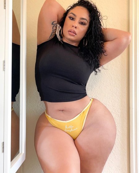 Plump girls