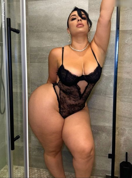 Beautiful fatties