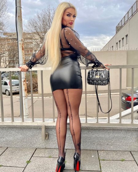 Jelena unikat in heels