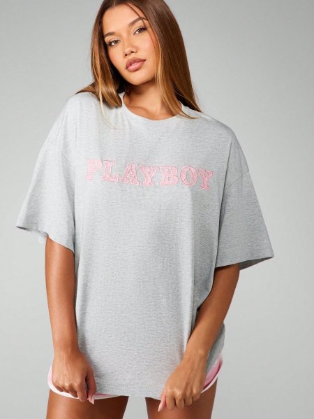 Girls In Oversized T Shirts