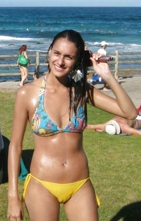 Jessica Alba Camel Toe