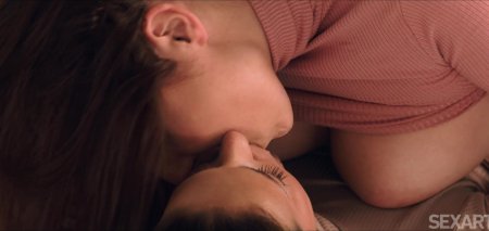 Lesbian kiss