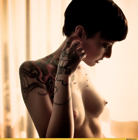 Naked girls with short hair
