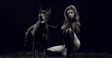 Photo shoot with a Doberman