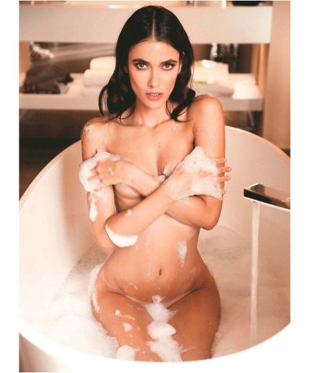 Drain naked