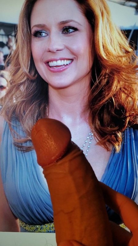 Jenna Fischer Breasts
