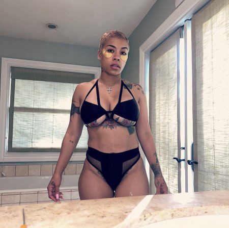 Keyshia Cole Breasts