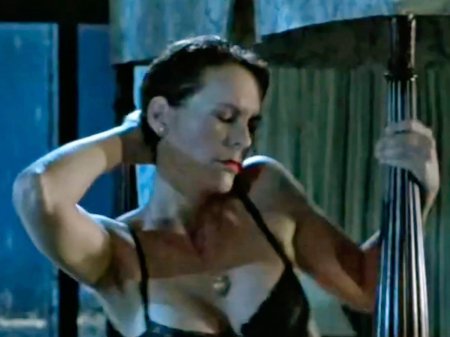 Jamie Lee Curtis in the movie True Lies