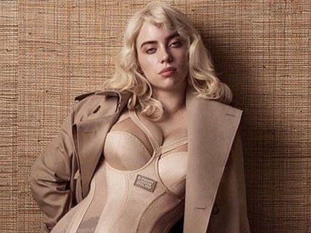 Billie Eilish Breasts