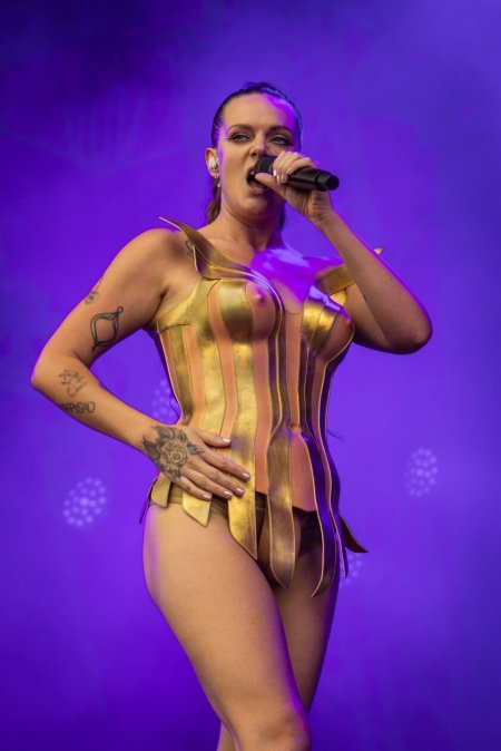 Tove Lo Ass