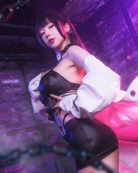 Pyoncos cosplay mihara - nikke