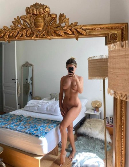 Erotic photography
