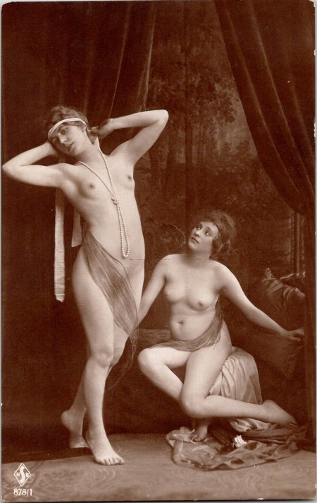 Naked French ladies.