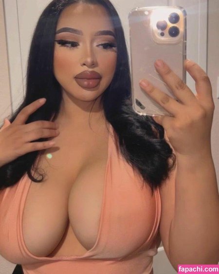 Thick baddie oxashhley nude
