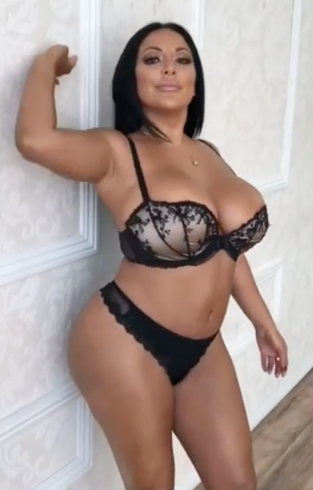 Curvy brunette