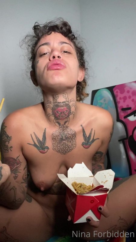 Valentinaomifree nude