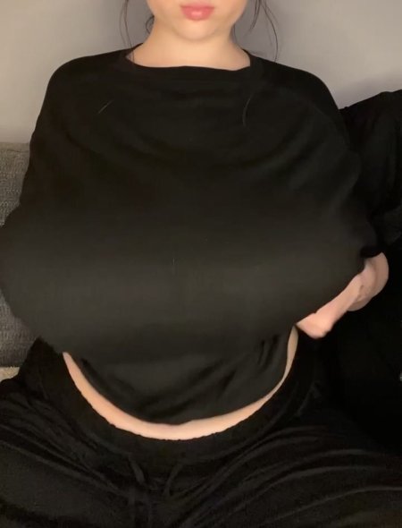 Natural tits