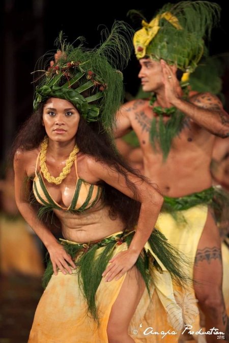 Polynesian nude girls