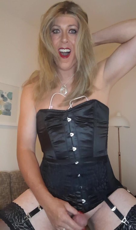 Vivian harding crossdresser naked