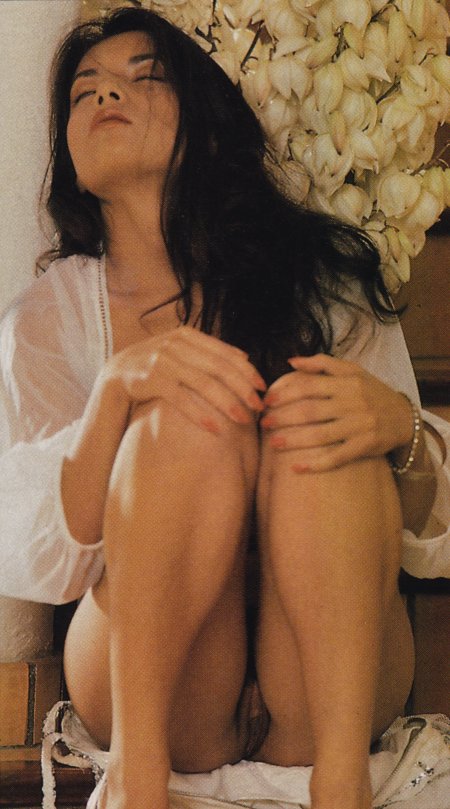 Monica Bellucci nude