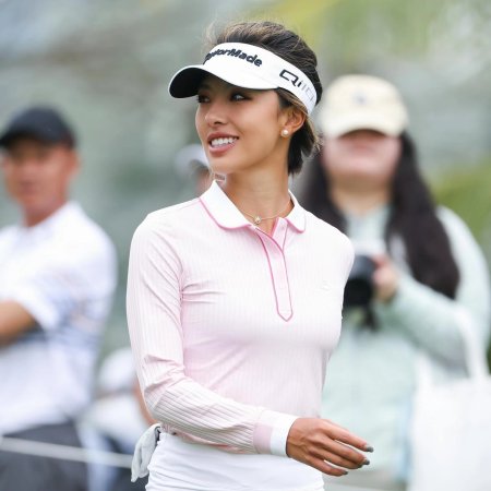 Golf clothes