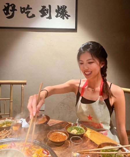 Xiaohongshu girl ramen restaurant